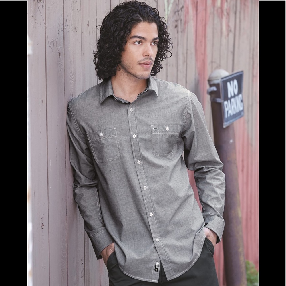 Men’s button down longsleeve